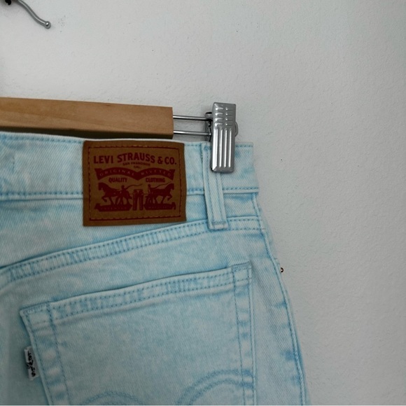 Levi’s Wedgie Skinny Jeans Baby Blue Acid Wash Raw Hem Size 28 High Waisted - Picture 7 of 10